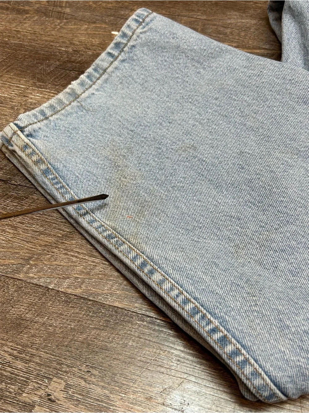 Vintage 90’s Levi's 545 Light Blue Relaxed Fit Men's Jeans size 40